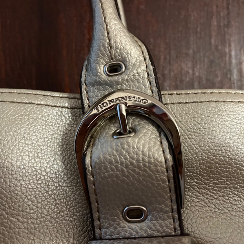 Handbag - Picture 3 of 7